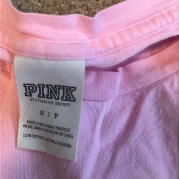 2 pink tee shirts - Picture 6 of 6